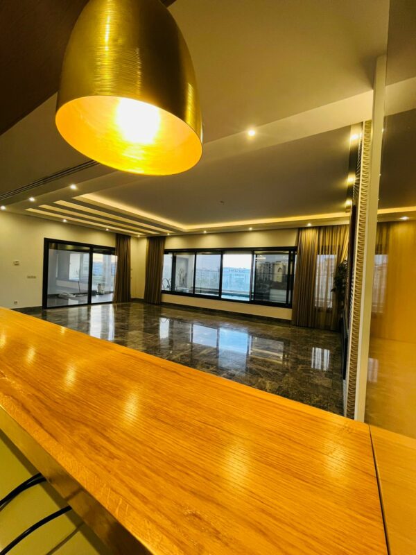 Lac 2 appartement haut standing 3 suites piscine terrasse vue panoramique, investir dans ce type de luxe permet de jouir d'une expérience de vie exceptionnelle