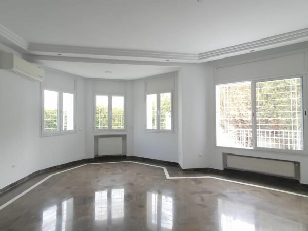 Vous cherchez à louer un bien. Marsa Ennassim est le quartier qui potentiellement pourrait réponde à votre besoin