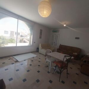 La Marsa étage de villa 4 chambres avec jardin et terrasse à louer