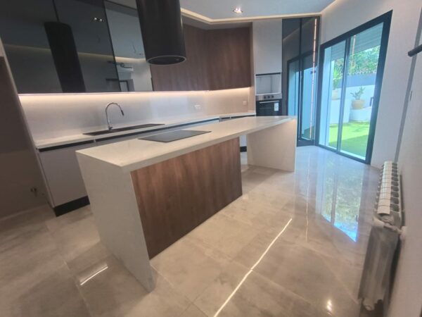 Lac 2 a louer belle villa neuve 4 suite jardin terrasse piscine