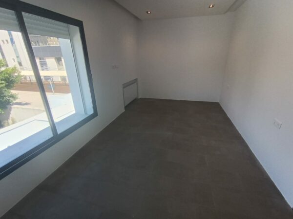 Lac 2 a louer belle villa neuve 4 suite jardin terrasse piscine