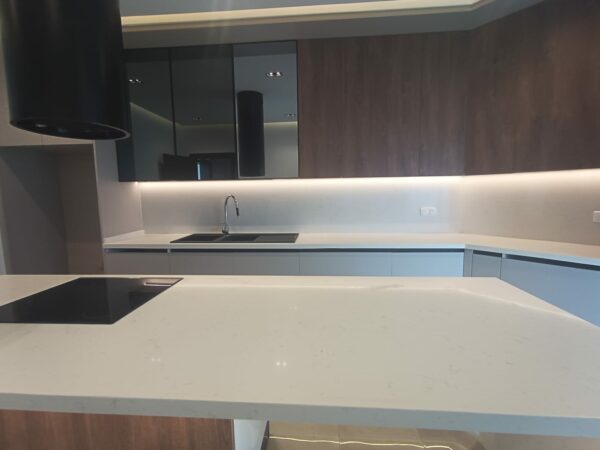 Lac 2 a louer belle villa neuve 4 suite jardin terrasse piscine