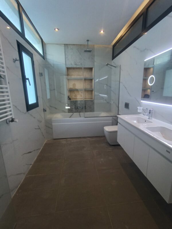 Lac 2 a louer belle villa neuve 4 suite jardin terrasse piscine