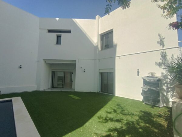 Lac 2 a louer belle villa neuve 4 suite jardin terrasse piscine