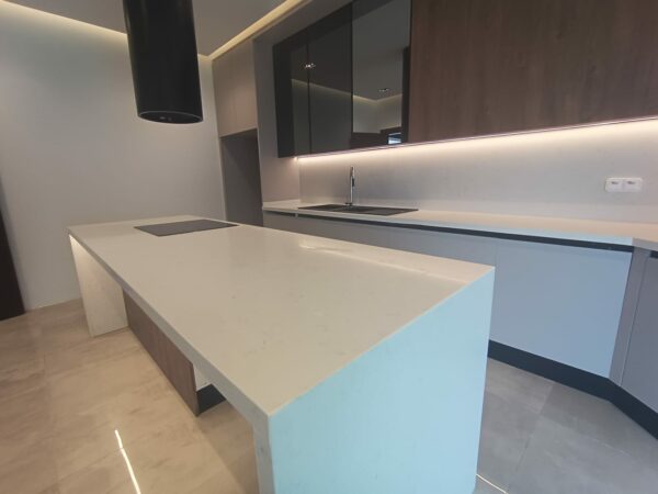 Lac 2 a louer belle villa neuve 4 suite jardin terrasse piscine