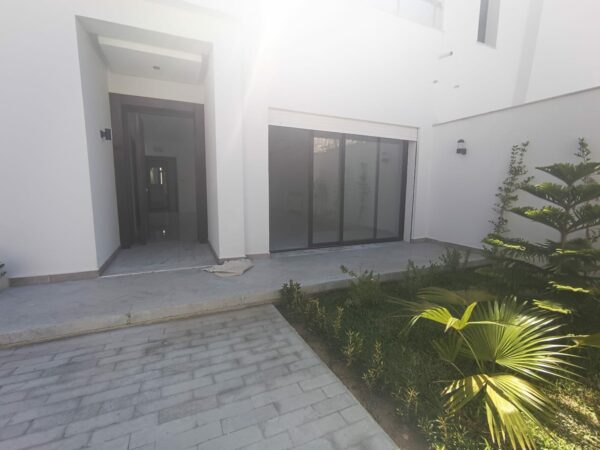 Lac 2 a louer belle villa neuve 4 suite jardin terrasse piscine