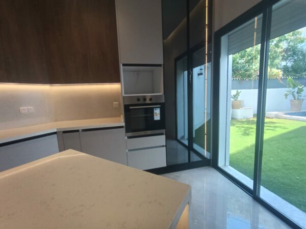 Lac 2 a louer belle villa neuve 4 suite jardin terrasse piscine