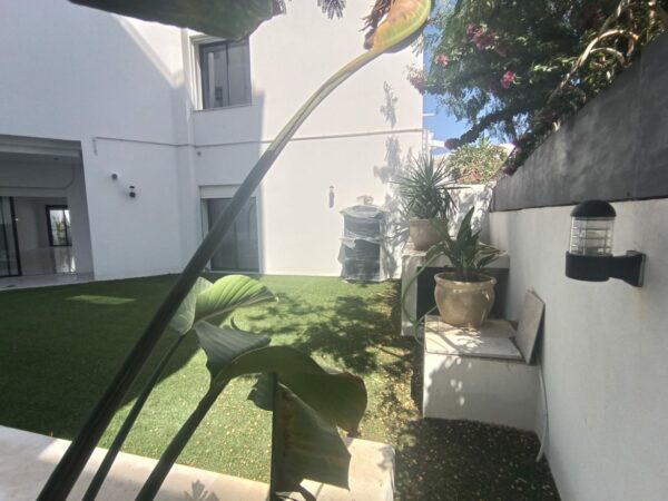 Lac 2 a louer belle villa neuve 4 suite jardin terrasse piscine