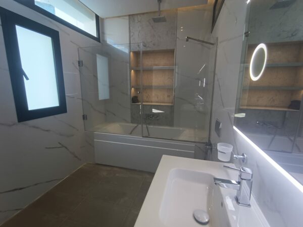 Lac 2 a louer belle villa neuve 4 suite jardin terrasse piscine