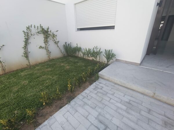 Lac 2 a louer belle villa neuve 4 suite jardin terrasse piscine