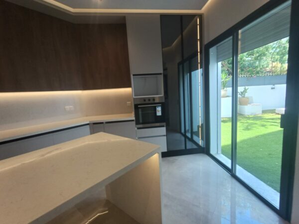 Lac 2 a louer belle villa neuve 4 suite jardin terrasse piscine