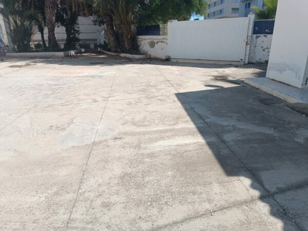 Lac 3 Zone industrielle et d'activités Kheireddinne Kram grand locaux a louer