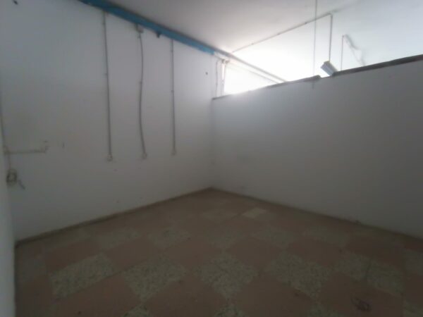 Lac 3 Zone industrielle et d'activités Kheireddinne Kram grand locaux a louer