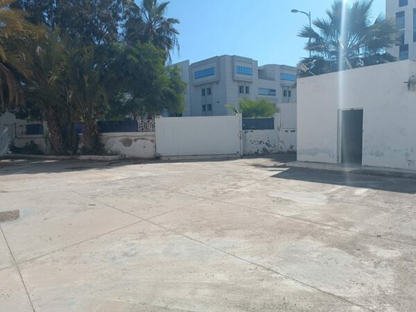 Lac 3 Zone industrielle et d'activités Kheireddinne Kram grand locaux a louer