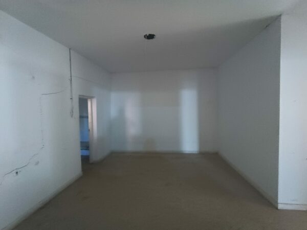 Lac 3 Zone industrielle et d'activités Kheireddinne Kram grand locaux a louer