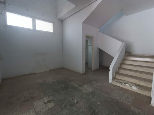 Lac 3 Zone industrielle et d'activités Kheireddinne Kram grand locaux a louer