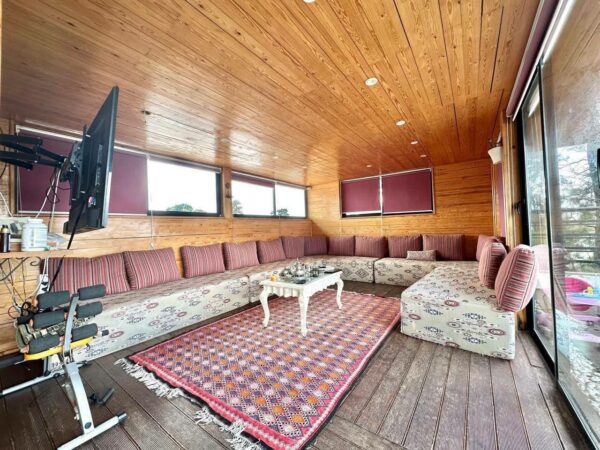 Marsa Les Pins superbe loft meublé avcec belle terrasse aménagée à louer