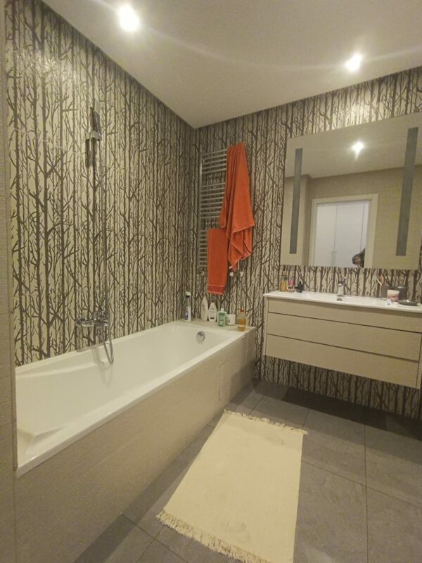 Belle location pied dans l'eau appartement meublé 2 chambres terrasse vue mer situé dans une résidence haut standing à Raoued Plage