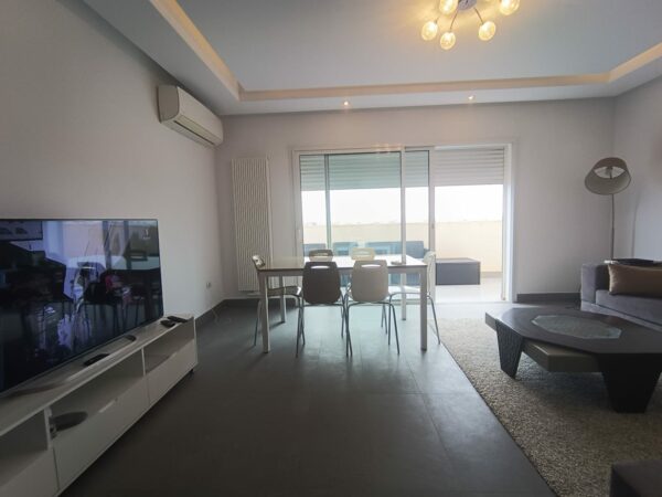 Belle location pied dans l'eau appartement meublé 2 chambres terrasse vue mer situé dans une résidence haut standing à Raoued Plage