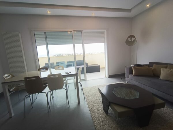 Belle location pied dans l'eau appartement meublé 2 chambres terrasse vue mer situé dans une résidence haut standing à Raoued Plage