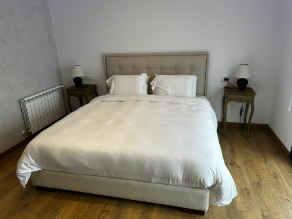 Gammarth route du relais villa moderne et récente 4 suites plus piscine à vendre