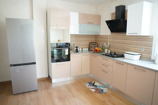 A louer a La Soukra résidence golf center appartement meublé 2 chambres