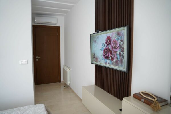 A louer a La Soukra résidence golf center appartement meublé 2 chambres