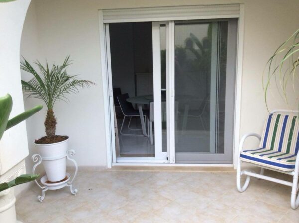 Cap Gammarth beau duplex rénové vue sur la marina la Méditerranée et les yachts