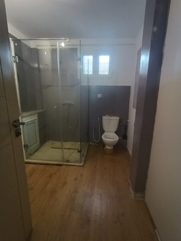 Gammarth joli meublé une chambres avec belle piscine jardin terrasse location annuelle