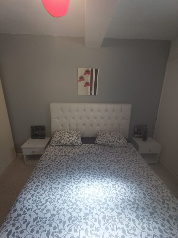 Gammarth joli meublé une chambres avec belle piscine jardin terrasse location annuelle