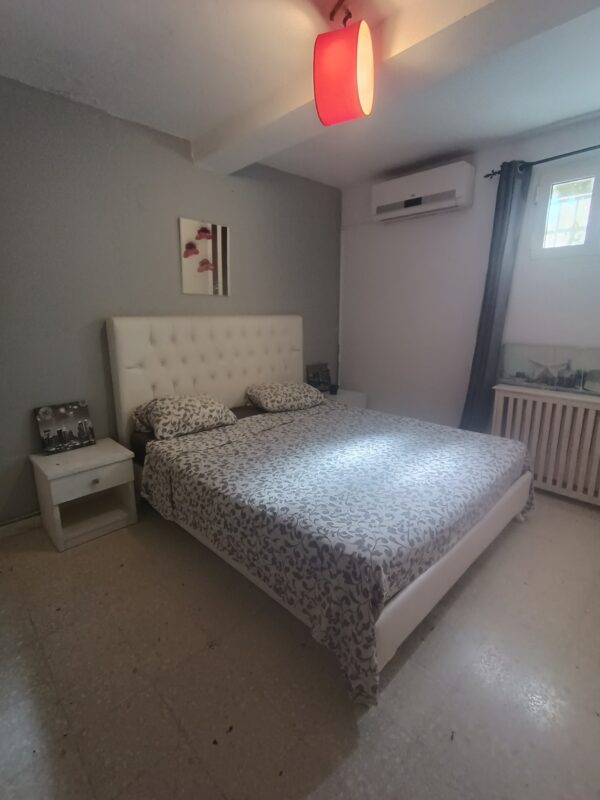 Gammarth joli meublé une chambres avec belle piscine jardin terrasse location annuelle