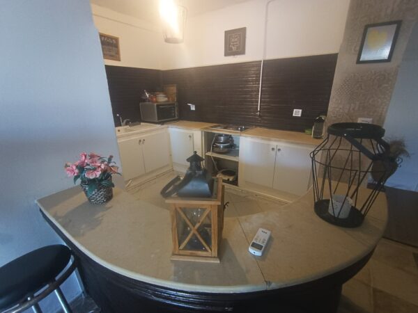 Gammarth joli meublé une chambres avec belle piscine jardin terrasse location annuelle