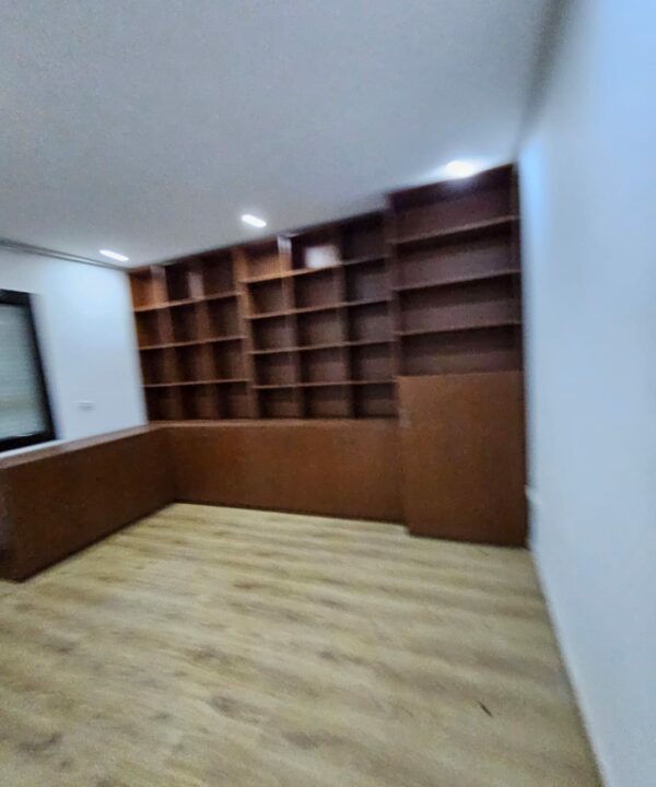 Sidi bou très lle villa moderne avec jardin à la location annuelle