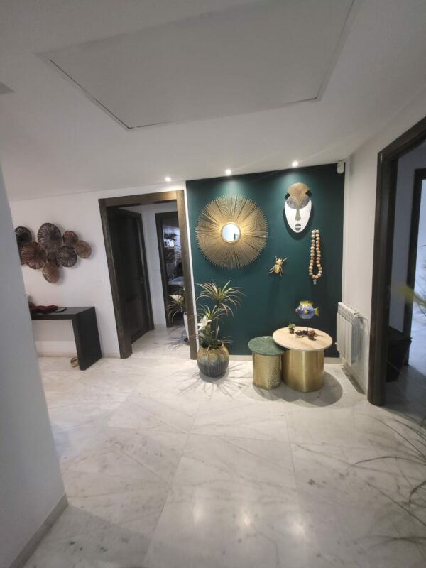 Rez de Chaussée haut standing à vendre à Ain Zaghouan Nord