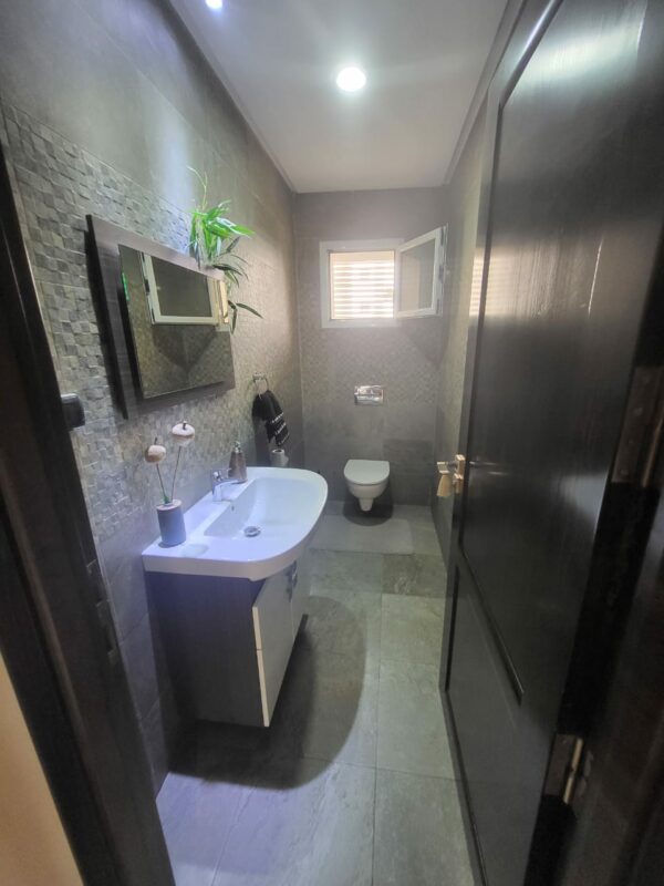 Rez de Chaussée haut standing à vendre à Ain Zaghouan Nord