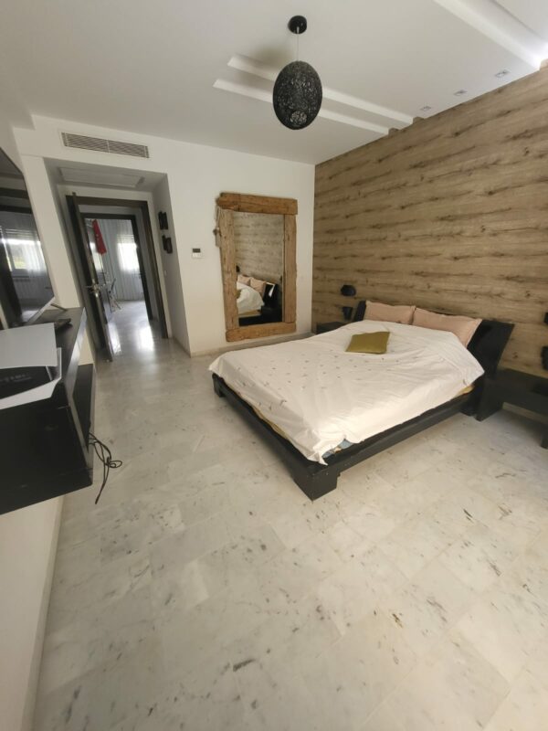 Rez de Chaussée haut standing à vendre à Ain Zaghouan Nord