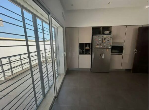 Gammarth récente et spacieuse villa chambres 7 piscine jardin à la location annuelle