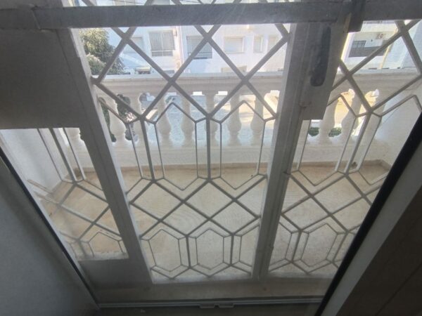 Opportunité spacieux triplex S5 avec jardin parking a vendre sur Gammarth résidence