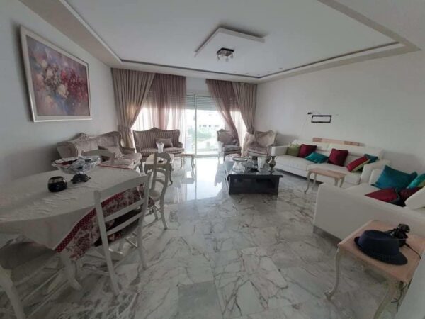 A louer au Palace Gammarth duplex chambres jardin