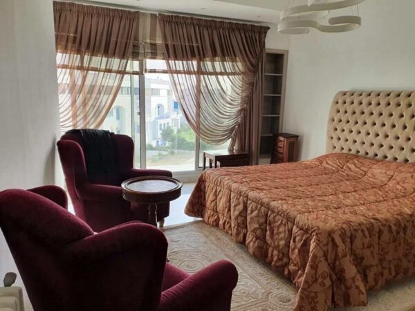 A louer au Palace Gammarth duplex chambres jardin