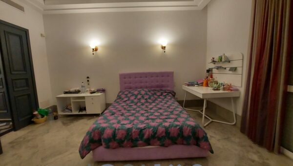 A vendre demeure d'exception sur Gammarth foret avec 5 suites piscine interieure grand jardin