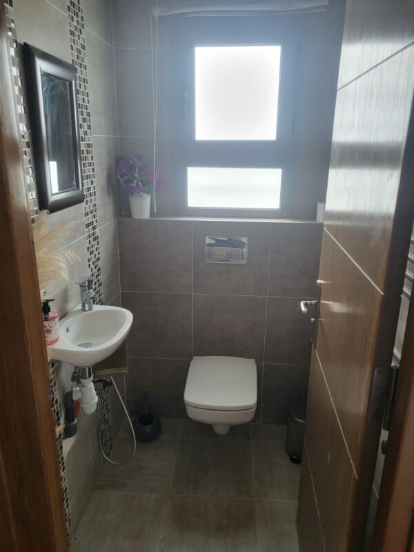 La Soukra villa contemporaine S4 jardin piscine a vendre