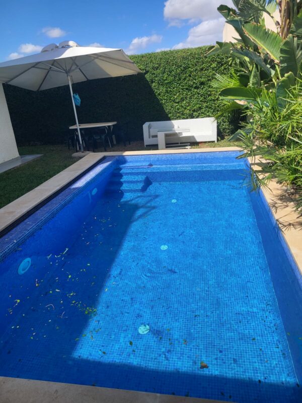 La Soukra villa contemporaine S4 jardin piscine a vendre