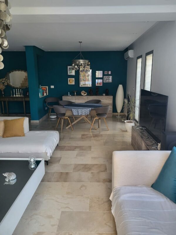 La Soukra villa contemporaine S4 jardin piscine a vendre