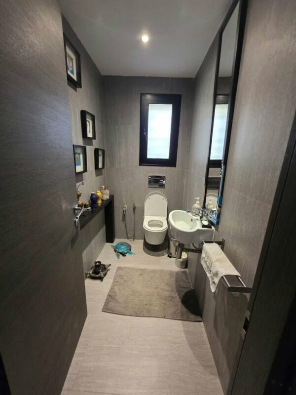 Villa moderne s4 à vendre sur la Soukra dans une résidence sécurisée