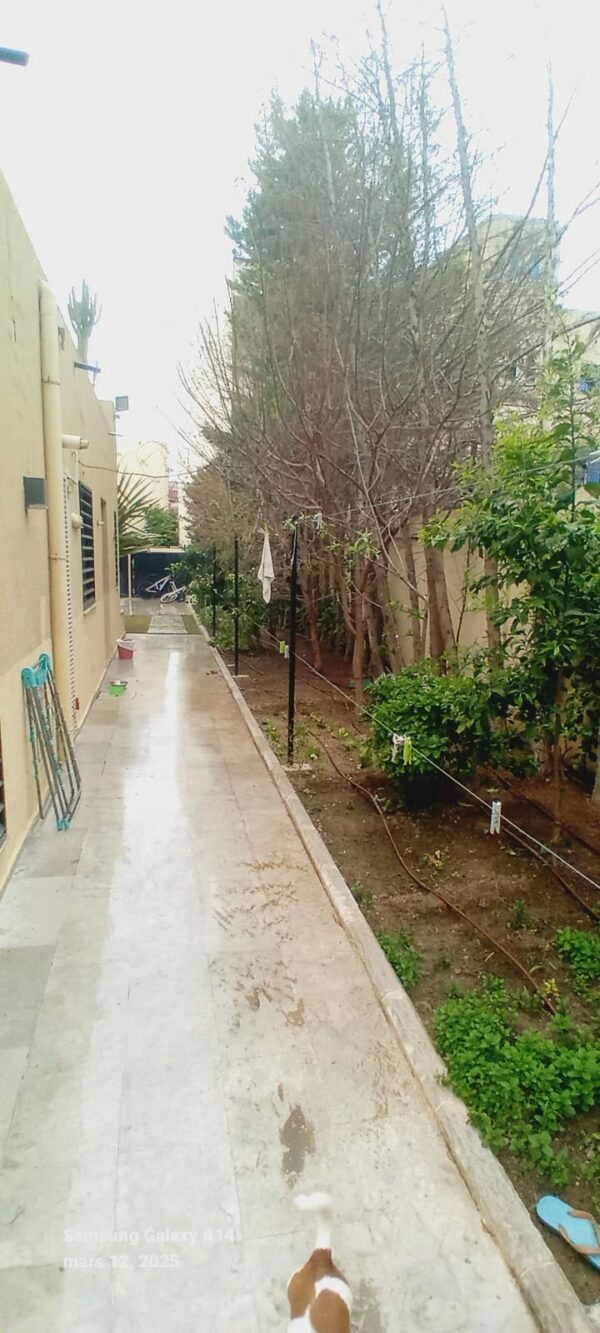 Villa moderne s4 à vendre sur la Soukra dans une résidence sécurisée