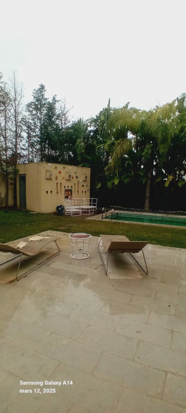 Villa moderne s4 à vendre sur la Soukra dans une résidence sécurisée