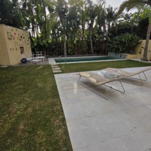 Villa moderne s4 à vendre sur la Soukra dans une résidence sécurisée