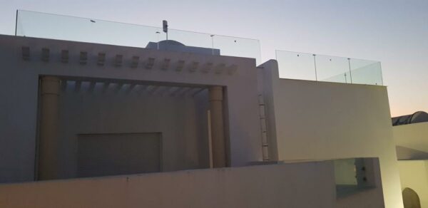 A louer sur Cap Gammarth Marina duplex haut de gamme chambres vue mer et marina