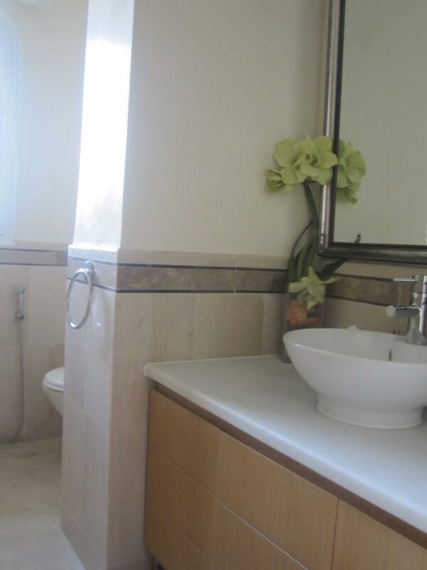 A louer sur Cap Gammarth Marina duplex haut de gamme chambres vue mer et marina